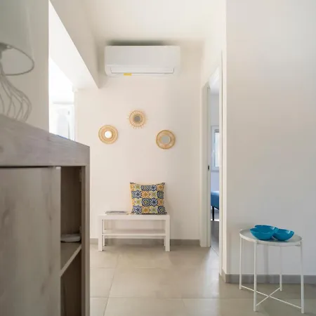 Casa Vacanze-laguna Blu Apartman *